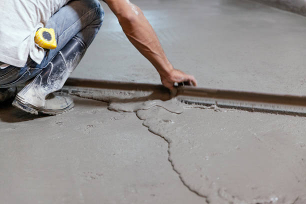 Best Local Concrete Companies  in Greenwood, MS